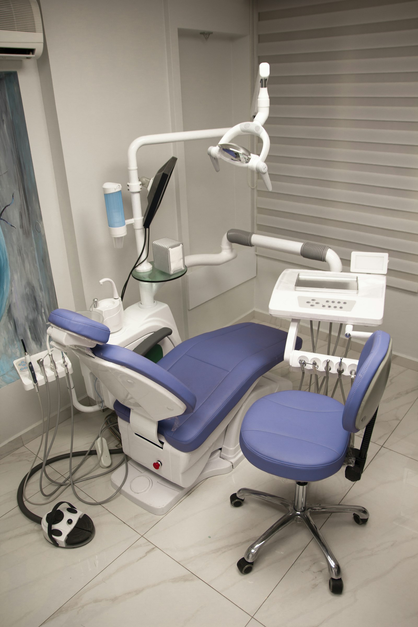 Modern dental treatment room